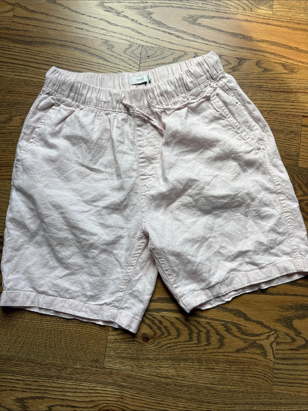 Men’s Onia Soft Blush Linen Drawstring Casual Shorts, Small